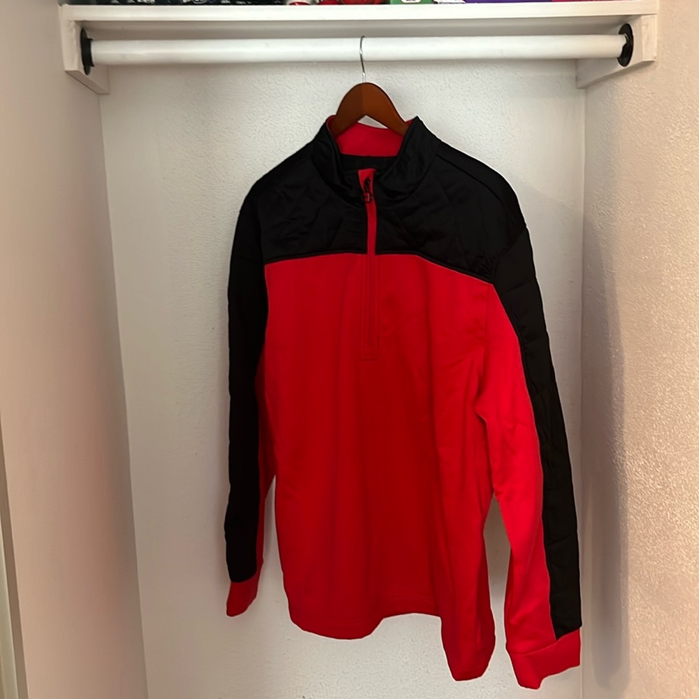 Short Par 4 Pullover
